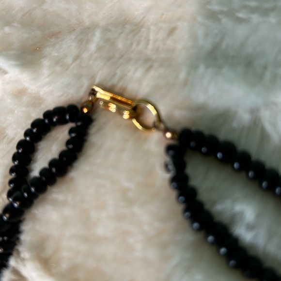 Vintage wooden beads and handpainted bird necklace ..hook clasp - Picture 4 of 6